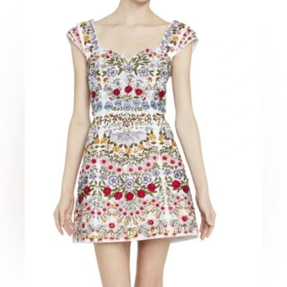 Alice + Olivia | Dresses | Alice Olivia Roz Floral Embroidered Aline Dress  | Poshmark
